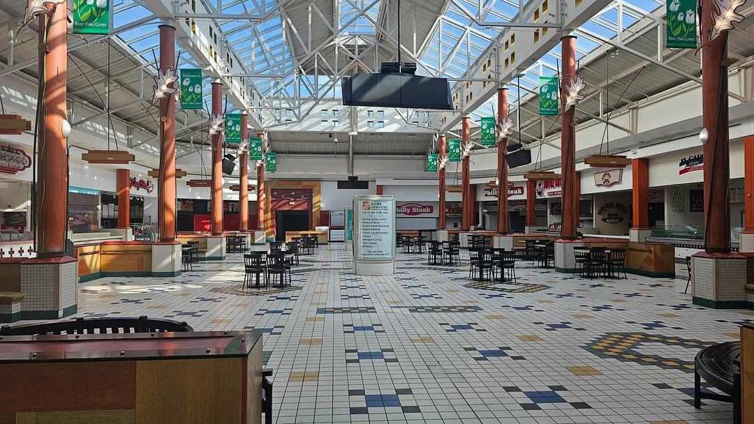 River Oaks Center